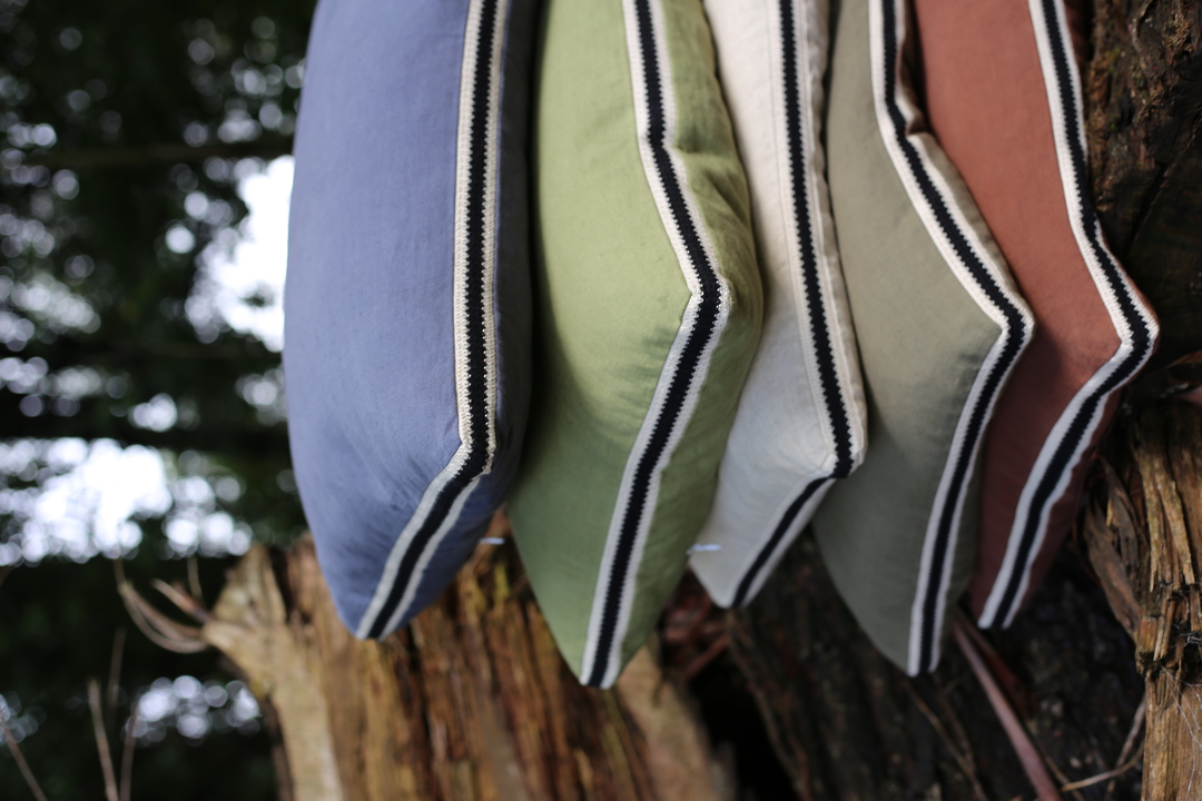 MM Linen | Linea Cushion 60 x 40cm | Leaf image 4